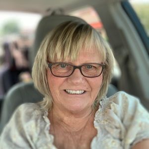Meet your Posher, Cindy